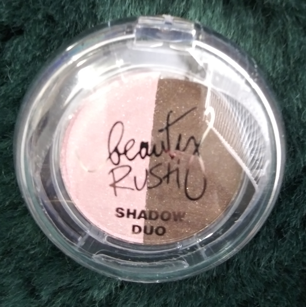 Pink/brown combo eyeshadow